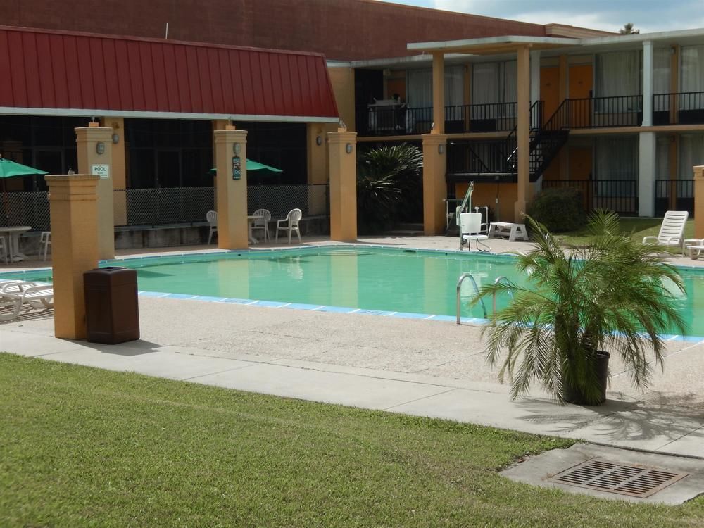 Executive Thibodaux New Orleans Hotel エクステリア 写真