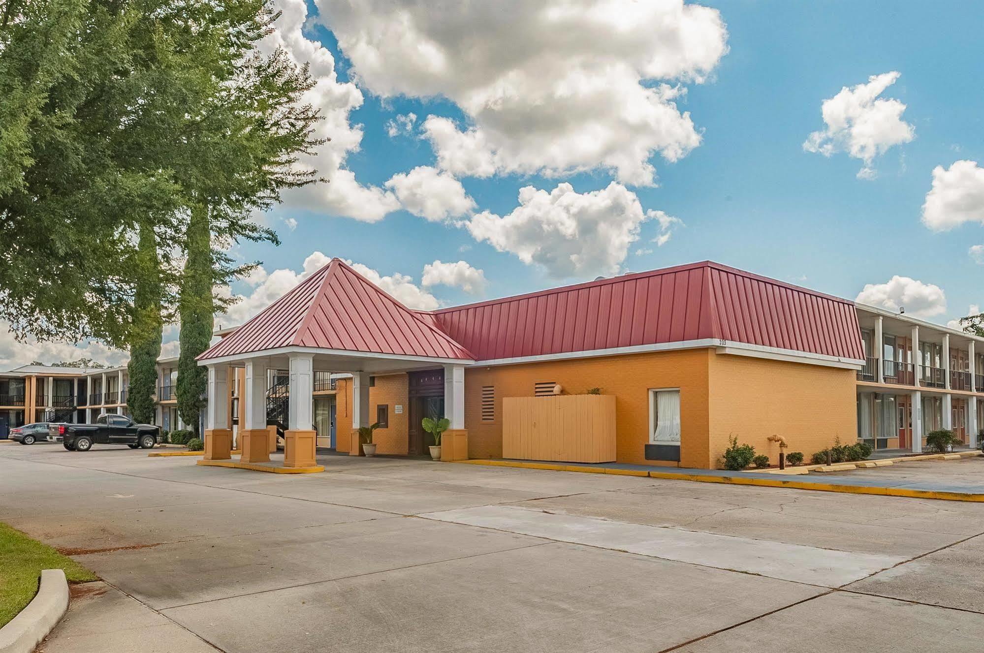 Executive Thibodaux New Orleans Hotel エクステリア 写真
