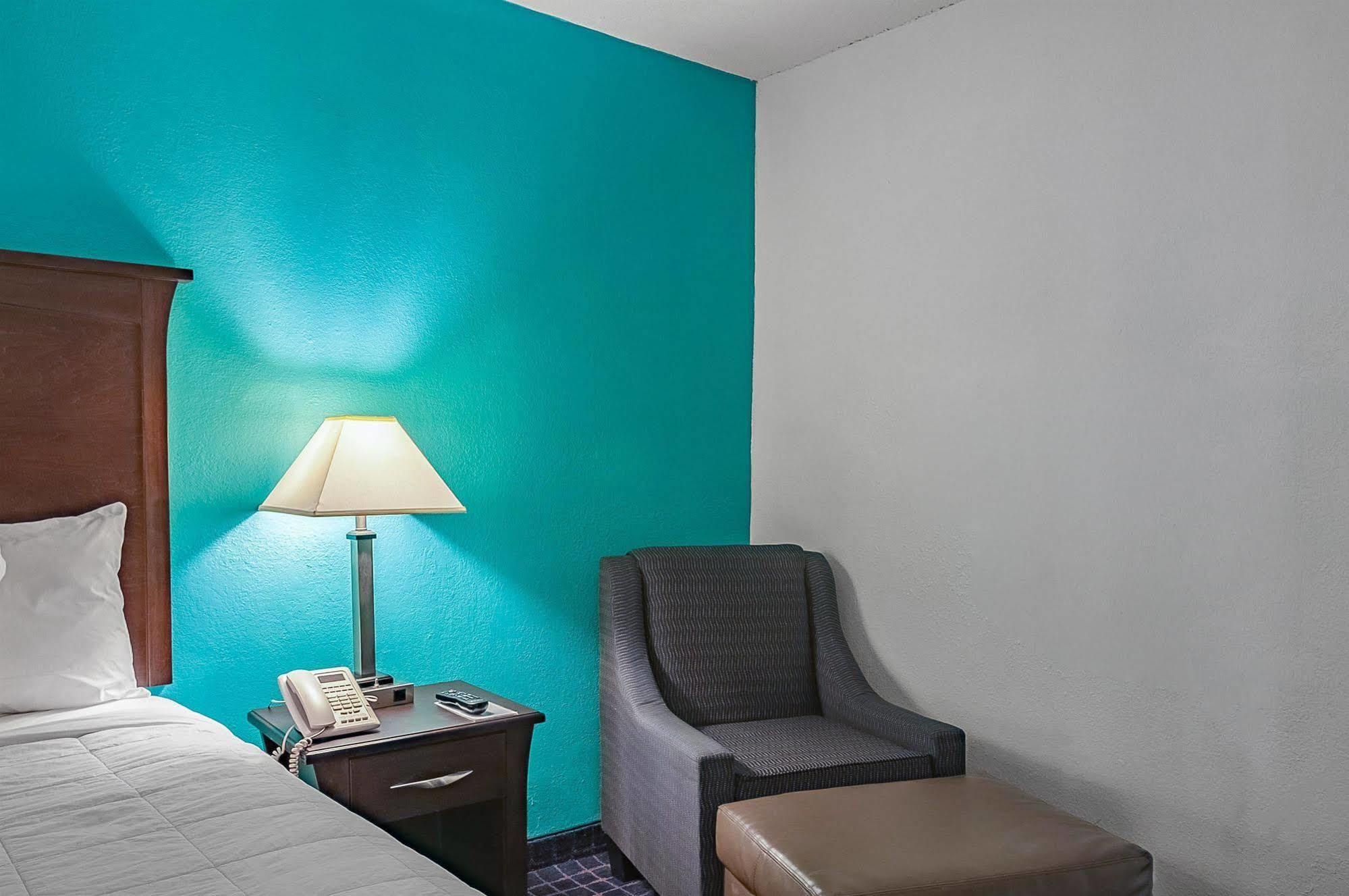Executive Thibodaux New Orleans Hotel エクステリア 写真