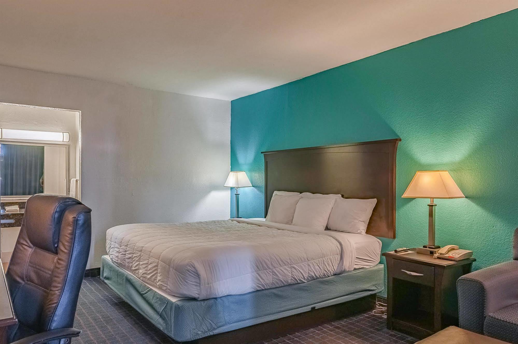 Executive Thibodaux New Orleans Hotel エクステリア 写真