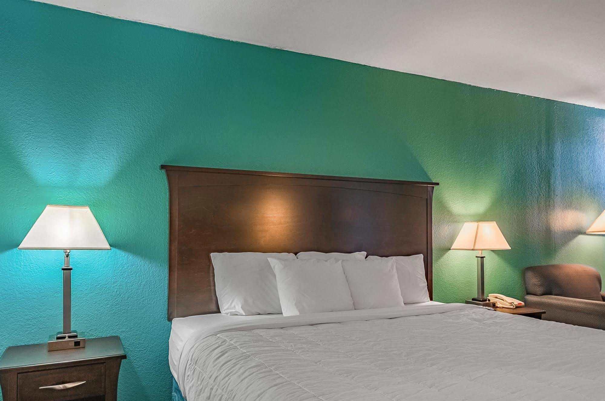 Executive Thibodaux New Orleans Hotel エクステリア 写真
