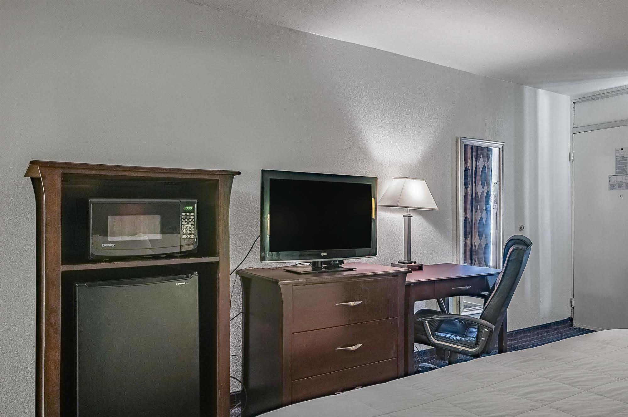 Executive Thibodaux New Orleans Hotel エクステリア 写真